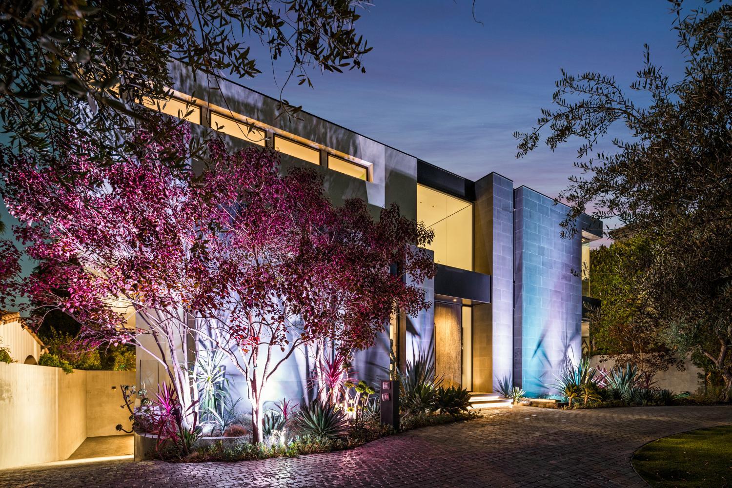 The Lomitas Mansion