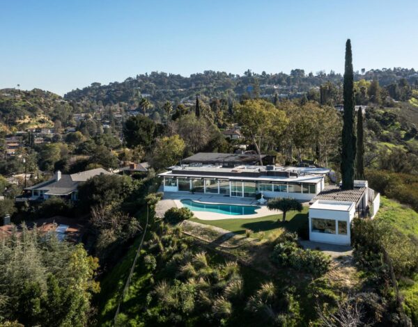 The Moonridge Villa