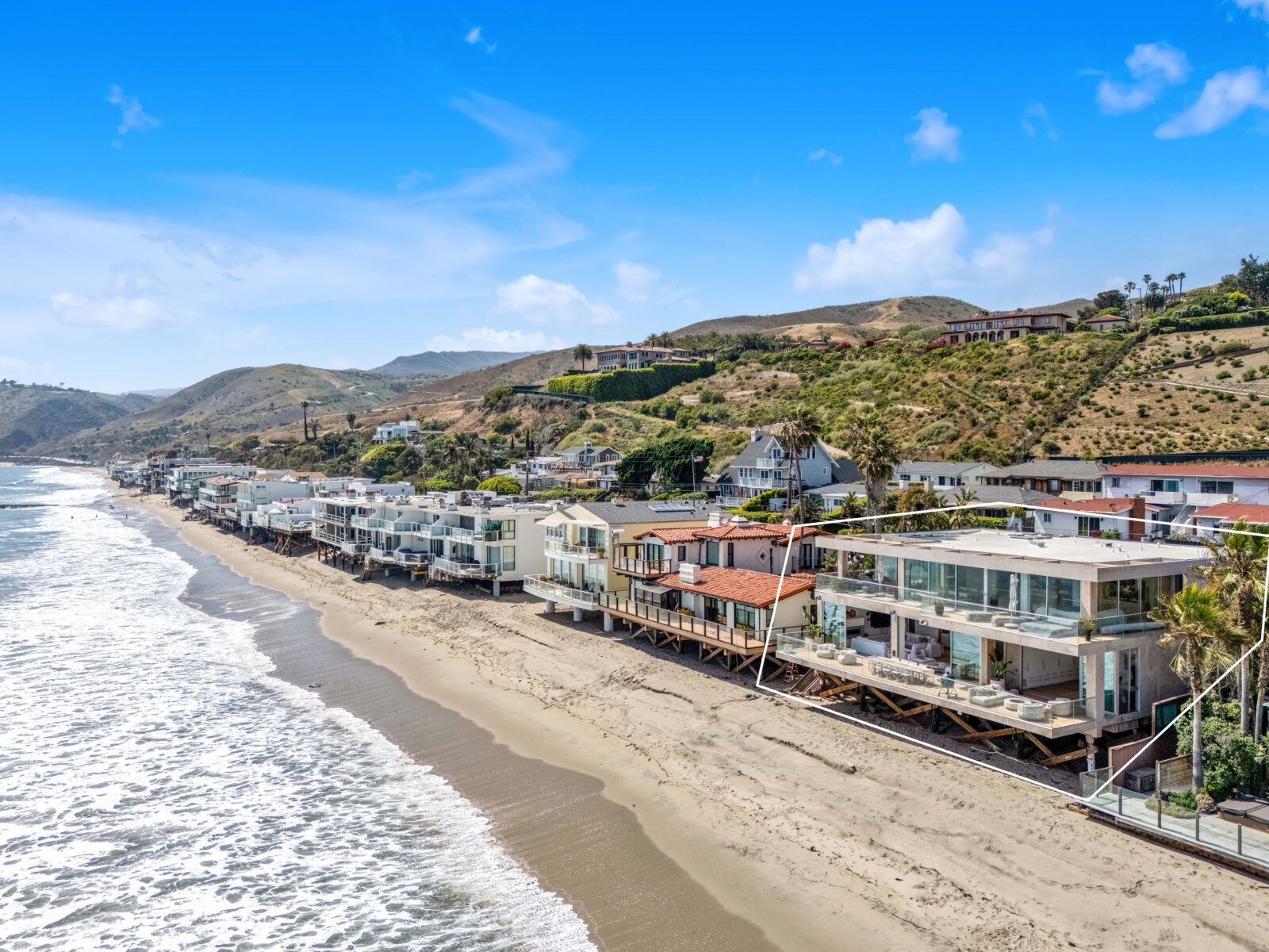 Luxury Solo Travel: The Complete 2026 Guide to Confident, Five-Star Adventures 1 Luxury Solo Travel