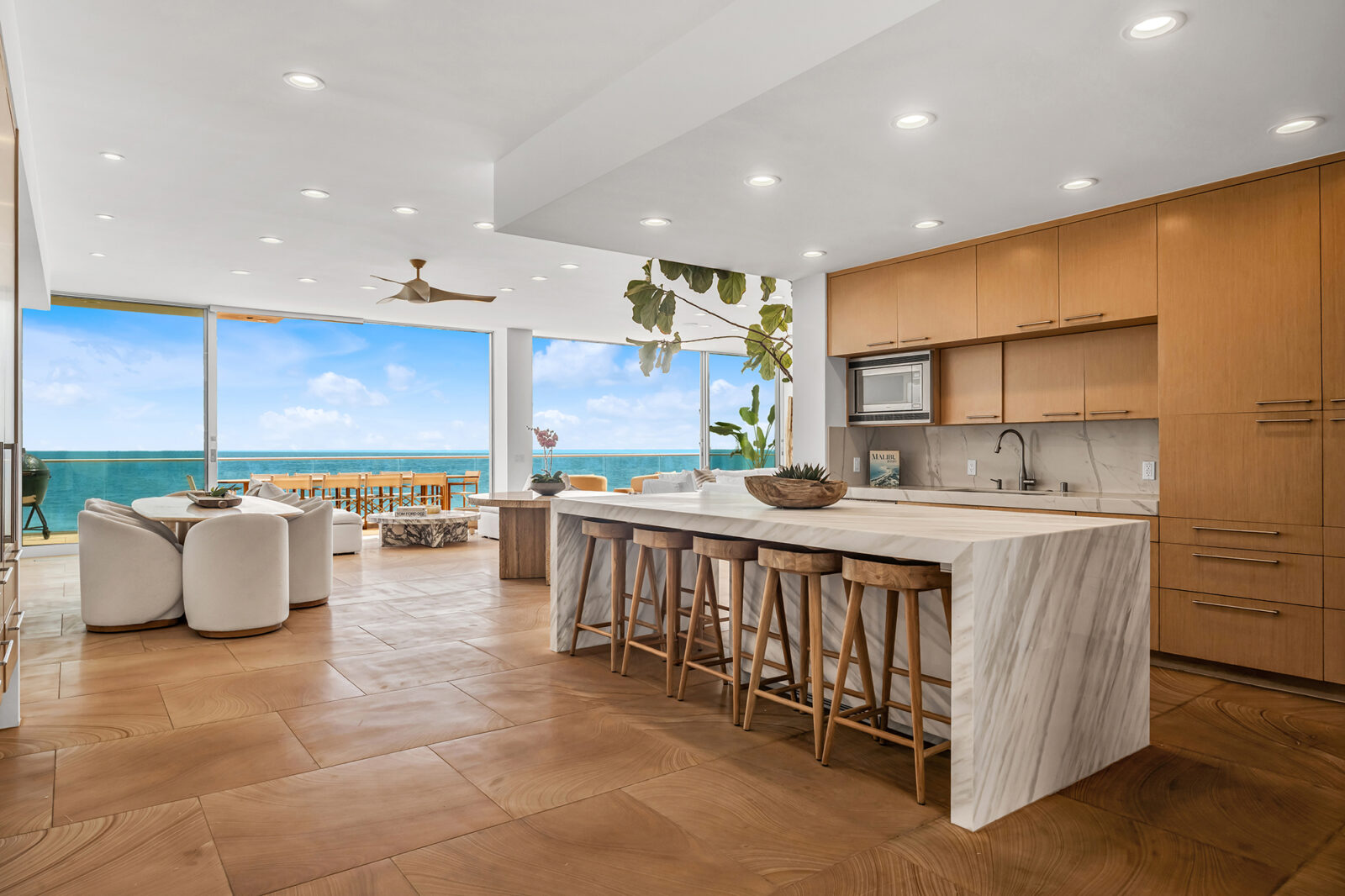 Luxury Solo Travel: The Complete 2026 Guide to Confident, Five-Star Adventures 2 Luxury Solo Travel: The Complete 2026 Guide to Confident, Five-Star Adventures - MBS01307