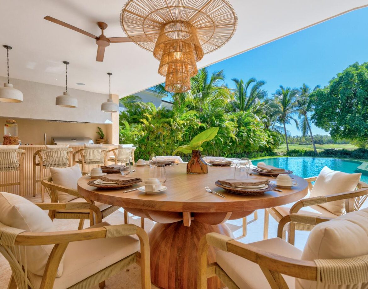 Luxury Vacations in the Caribbean: Rainy-Season Myths and When to Book