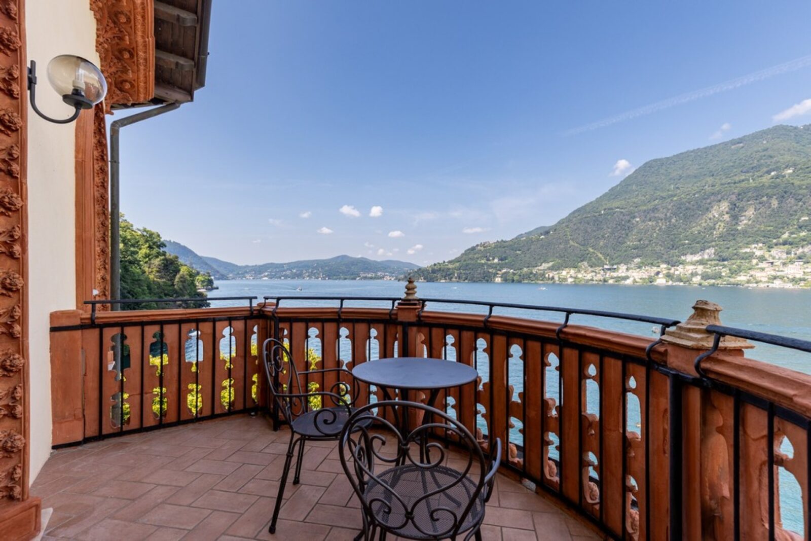 Italy in Late August 2026: The Fully Staffed Villas Still Available - w1900xh1900 Villa Splendi Haute Retreats italy exceptional villas 330