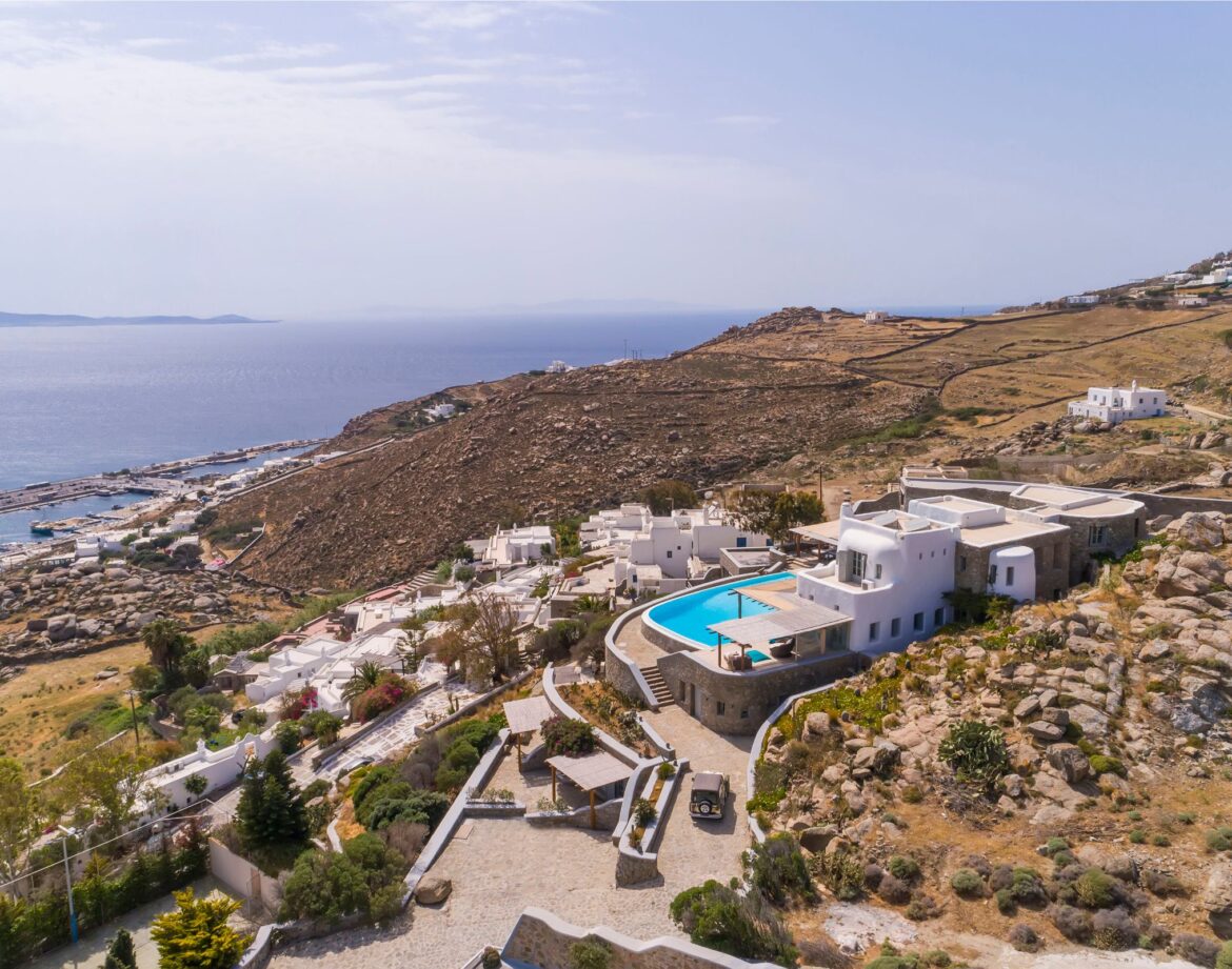 Mykonos Villa Last Minute: Securing Summer 2026 Before It Closes