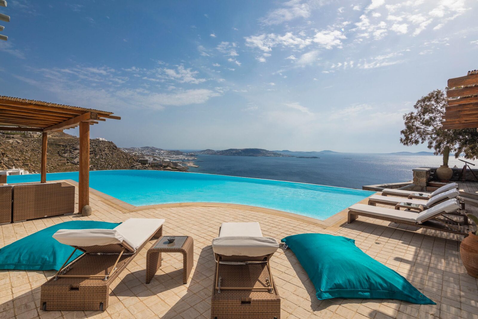 Mykonos Villa Last Minute: Securing Summer 2026 Before It Closes - Vista Villa Haute Retreats mykonos 2025 54