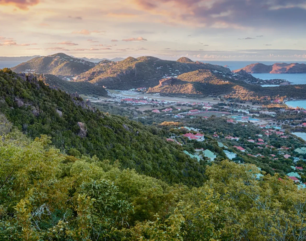 Where to Go in March for Warm Weather: 10 High-End Destinations Perfect for Spring Travel