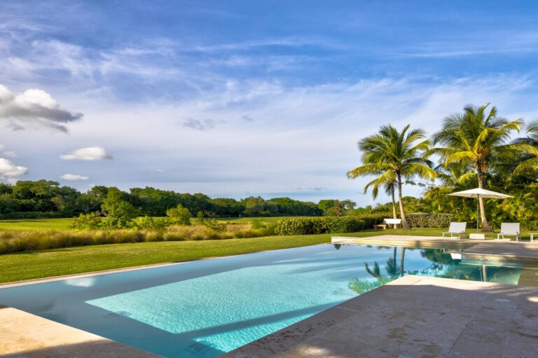 Best Places to Travel in May: 12 Luxury Destinations for Sun, Style, and Space - Hacienda A21 haute retreats 2026 18