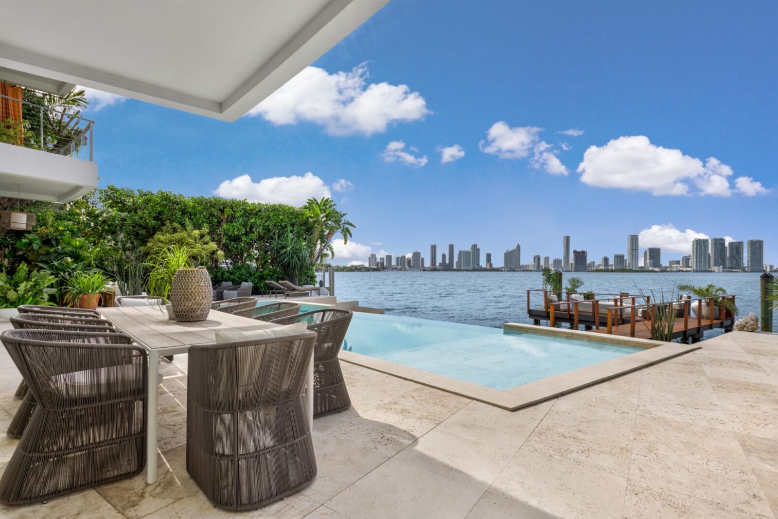 April Weather in Florida: What to Expect for Your Spring Vacation - villa libelle haute retreats miami 18