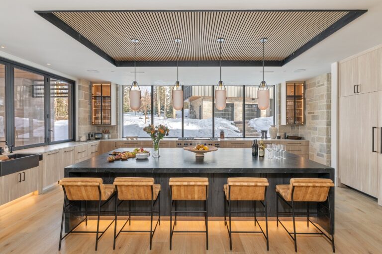 Best Places to Visit in June USA: Top Summer Destinations for 2026 - Lone Star Lodge Haute Retreats Telluride Colorado USA 7060