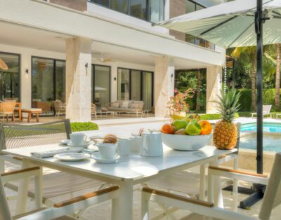 Luxury Villa Rentals and Mansions for Rent | Haute Retreats | 25 Where to Go on Short Flights from Los Angeles for a Luxury Retreat