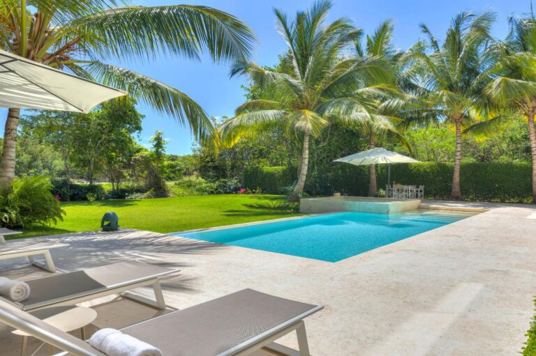 Pool villa view