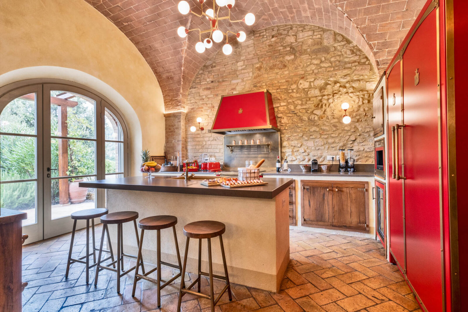 Inside a Week of In-Villa Dining: The Italian Villa with Chef Experience 2 Inside a Week of In-Villa Dining: The Italian Villa with Chef Experience - Haute Retreats Villa Dama Tuscany Italy 085732 6618jpg