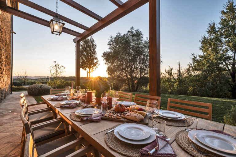 Italian villa with private chef in Tuscany