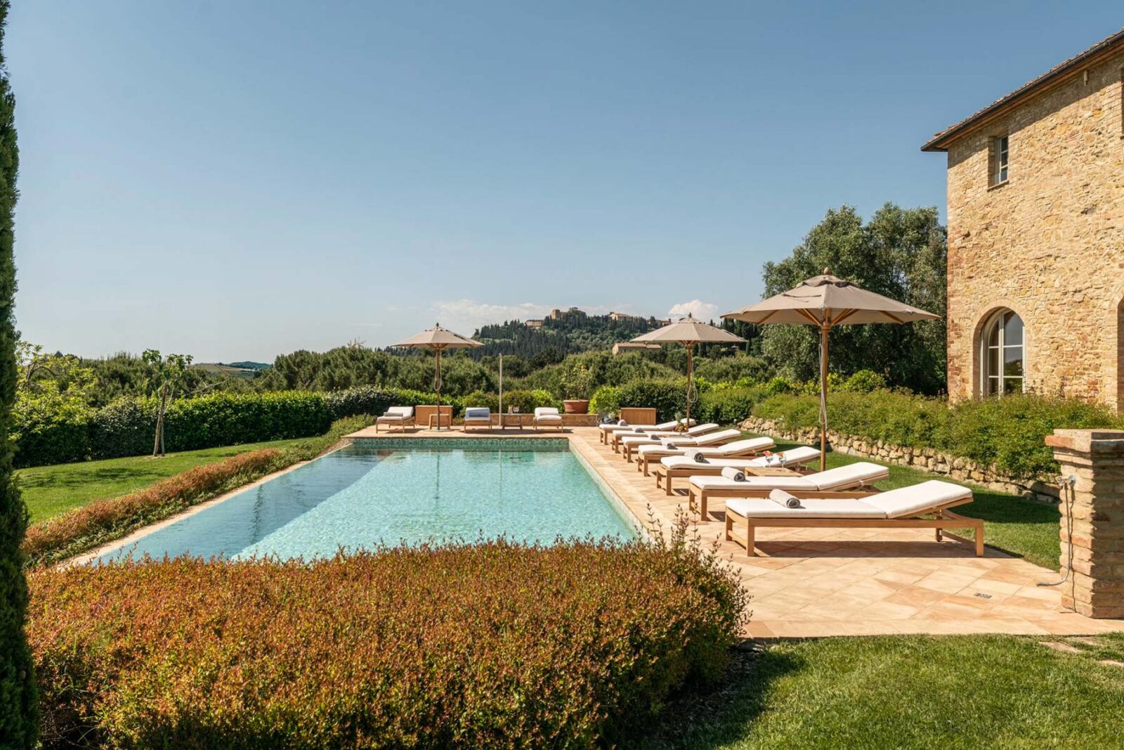 Inside a Fully Staffed Tuscan Estate in August: Chef, Butler and the Art of Handling the Heat - Haute Retreats Villa Dama Tuscany Italy 090338 5295jpg