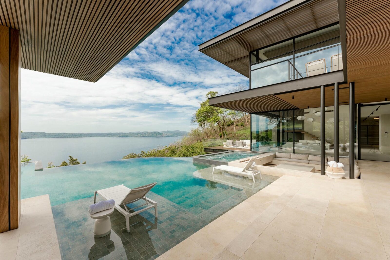 Is Costa Rica Safe? The Truth Behind Its Rise as a Premier Luxury Escape 2 Is Costa Rica Safe? The Truth Behind Its Rise as a Premier Luxury Escape - villa peninsula papagayo costa rica luxury pool view enoki cov h l