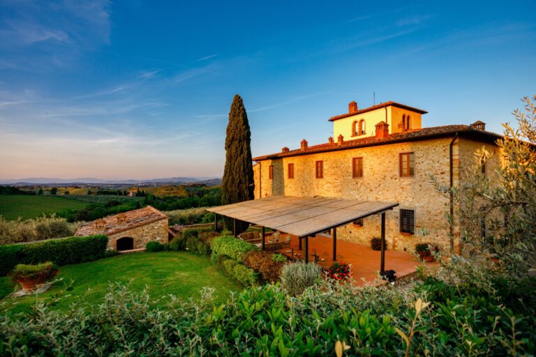 Villa Pesa at sunset among the Chianti hills