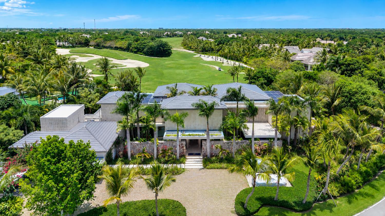 Caribbean Christmas vacations 2026 &mdash; luxury villa