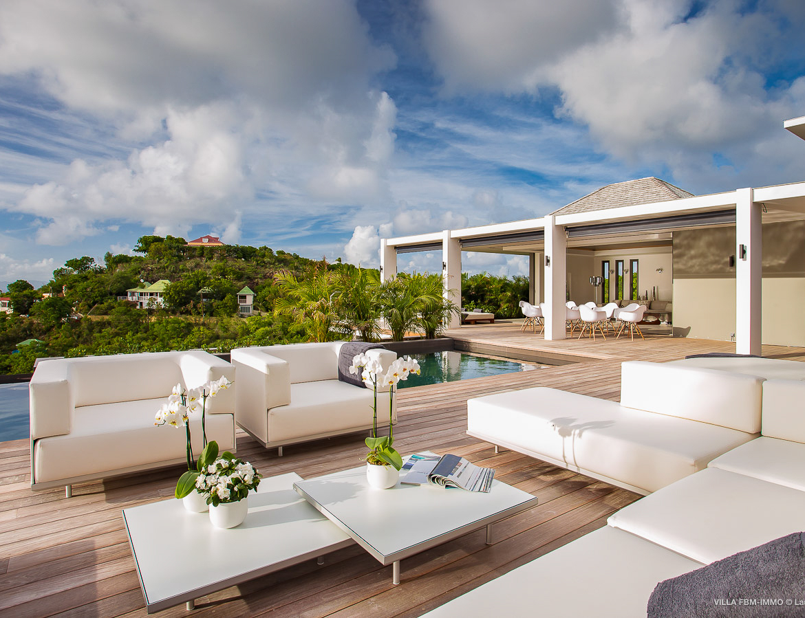 Luxury Caribbean Villas with Chef: How Sourcing Actually Works Island by Island