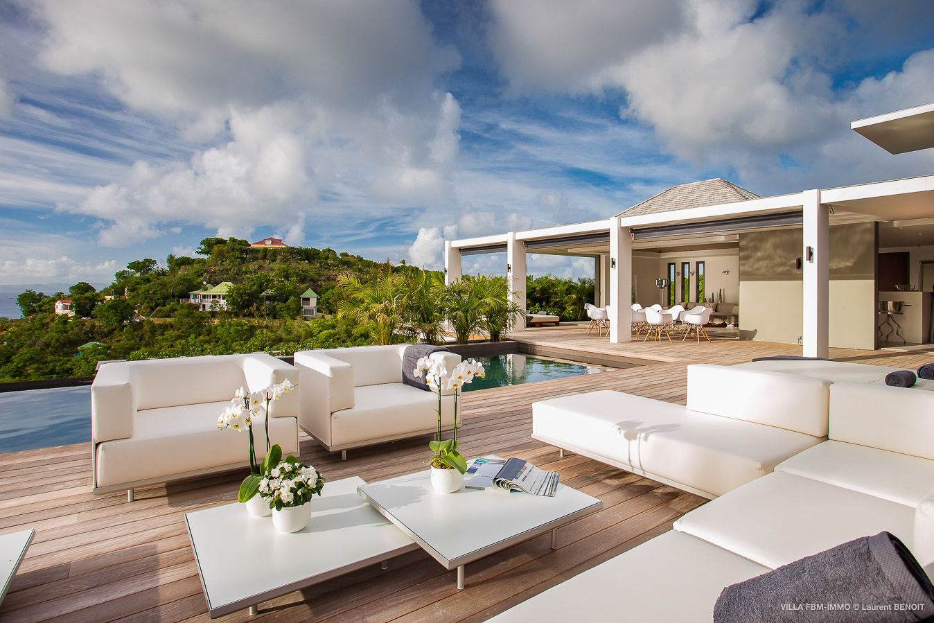 Luxury Caribbean villa with private chef &mdash; in-villa dining