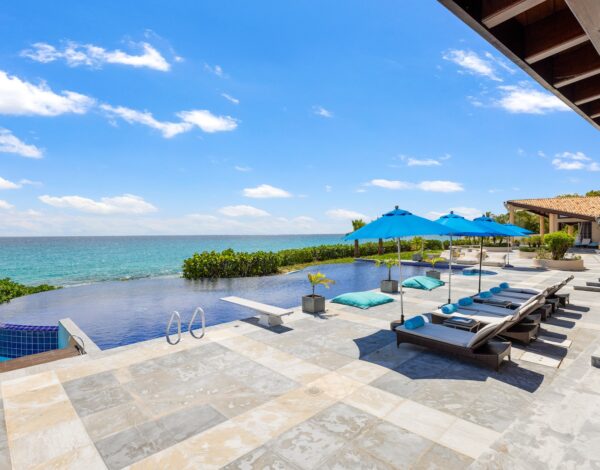 Casa De La Playa | 3 BR